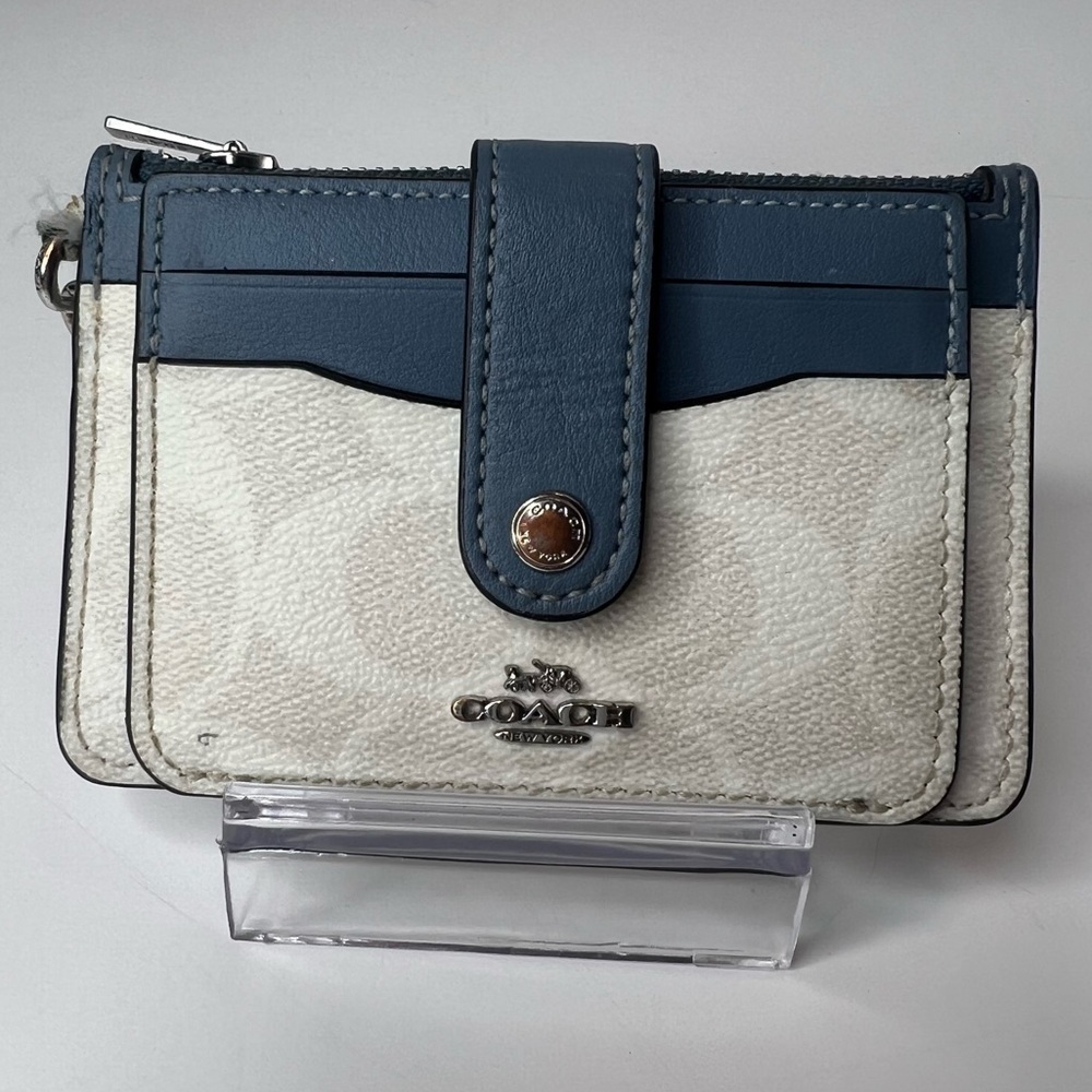 💙Coach‎ Chalk/Indigo Logo Keychain Wristlet/Wallet/Card Holder | PRELOVED!!💙